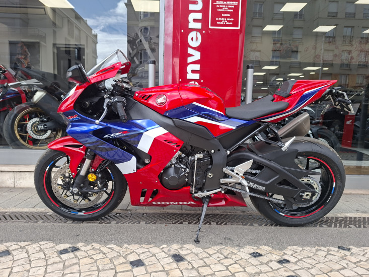 CBR1000RRR cbr 1000  1ER MAIN 07/2021 19KMS - ATHIS-MONS