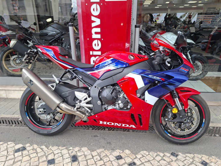 CBR1000RRR cbr 1000  1ER MAIN 07/2021 19KMS - ATHIS-MONS