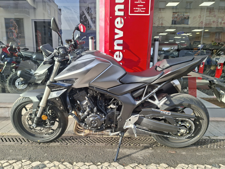 HORNET 1000 CB1000 HORNET ABS 1ERE MAIN 07/2025 710 KMS - ATHIS-MONS