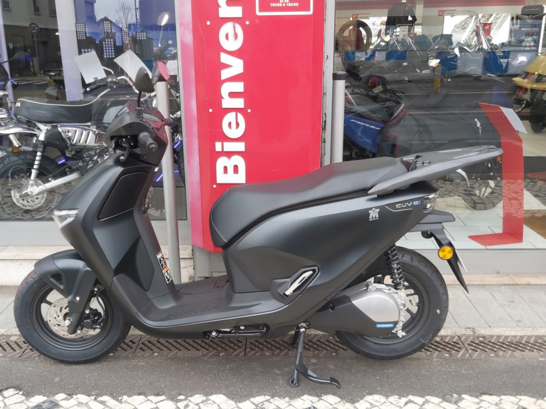 Honda 700 Deauville 700 abs - 2010 PASQUIER MOTOS  AVRANCHES 