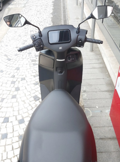 CUV-e idem Vision 1ERE MAIN 10/2025 520KMS - ATHIS-MONS