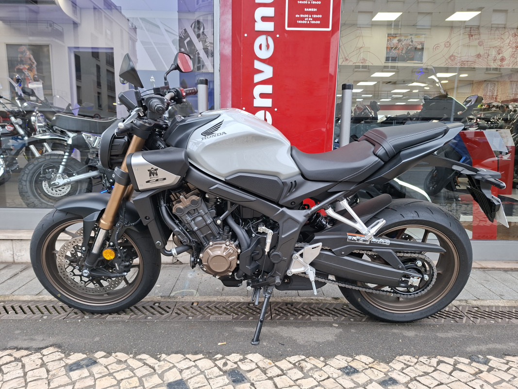 CB650R CB650R ABS E-Clutch 1ERE MAIN 05/2025 560KMS MOTO 91  ATHIS-MONS 