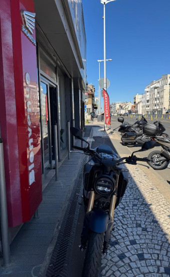 CB125R CB 125 R 1ER MAIN 2023 2400KM - ATHIS-MONS